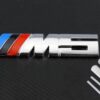 BMW M5 logo emblem till grillen. M5 grillemblem