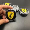 Coola centrumkåpor fake Ferrari med åsna