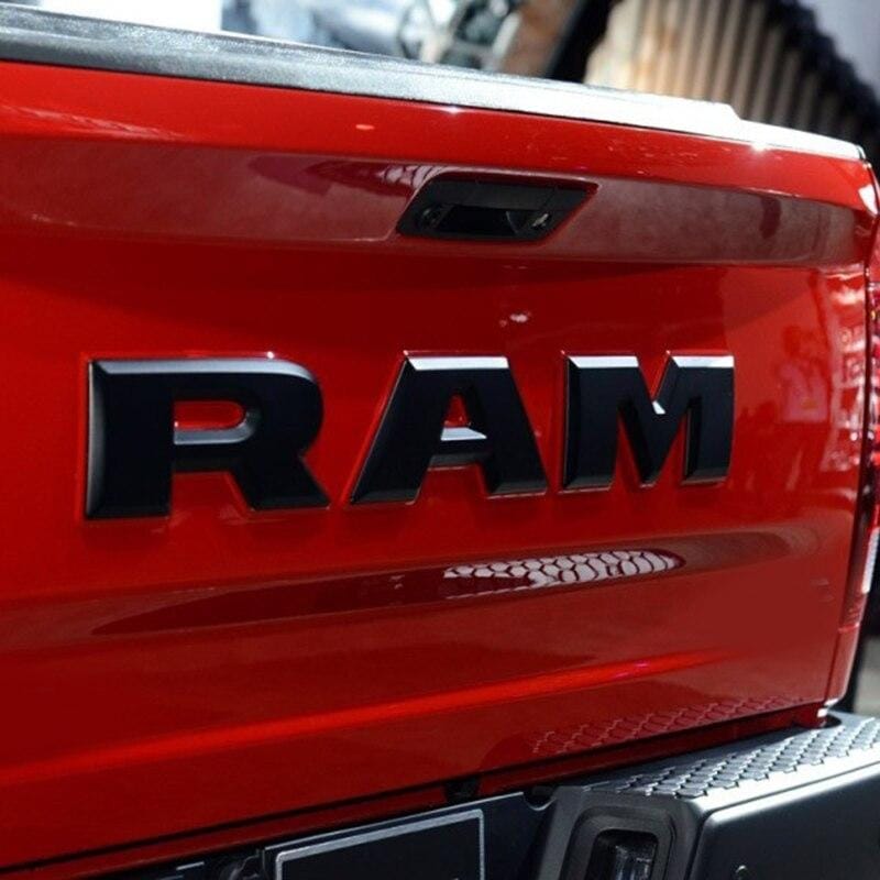 Dodge RAM logo stor emblem till bilen. Svart, silver 3 Dodge RAM logo stor emblem till bilen. Svart, silver - Bild 3