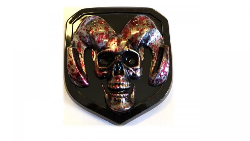 Dodge RAM döskalle skull emblem med blod 3 Dodge RAM döskalle skull emblem med blod - Bild 3