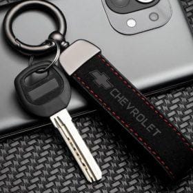 chevrolet-logo-lyxig-alcantara-nyckelring