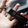 Seat alcantara nyckelring nyckelstrap 4 seat alcantara nyckelring