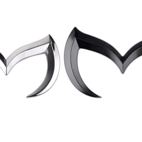 Mazda emblem i svart silver till bagagelucka