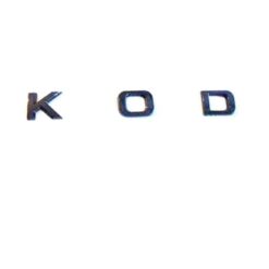 Skoda emblem till bagagelucka blank svart