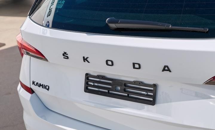 Skoda emblem till bagagelucka blank svart 2 Skoda emblem till bagagelucka blank svart - Bild 2