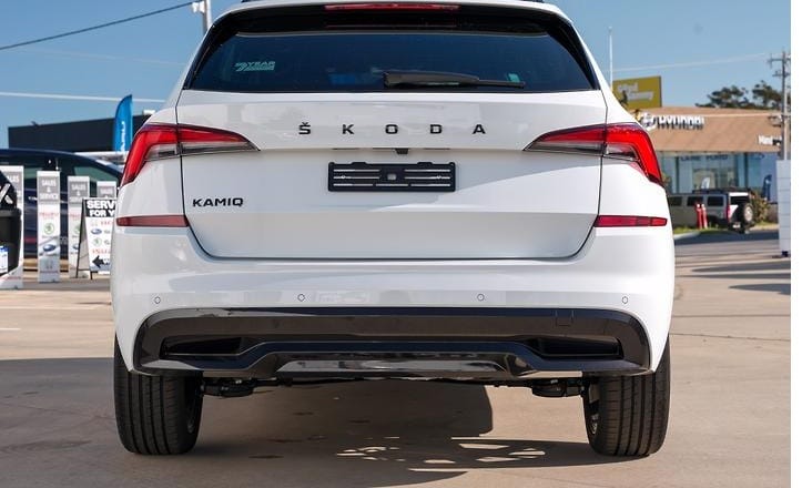 Skoda emblem till bagagelucka blank svart 3 Skoda emblem till bagagelucka blank svart - Bild 3